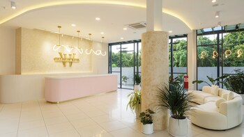 wellesley hotel