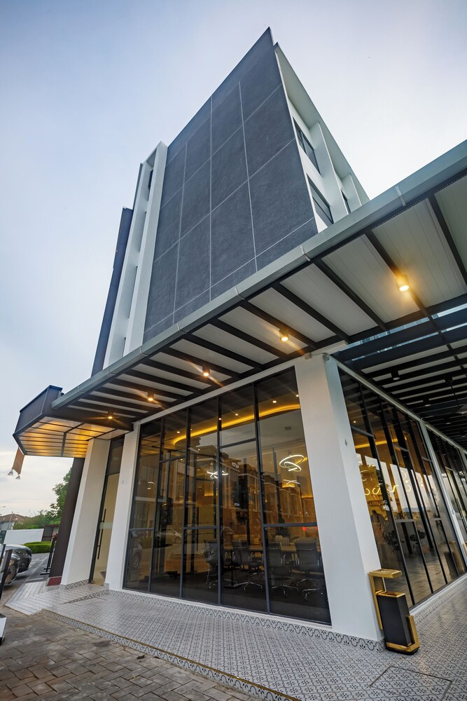 wellesley hotel
