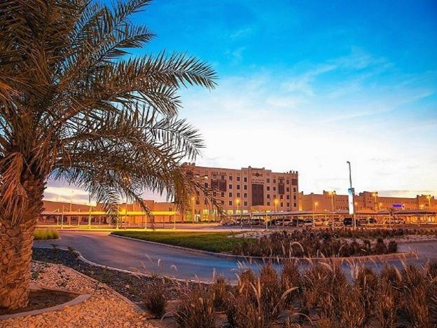 ayla bawadi hotel and mall