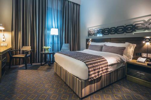 ayla bawadi hotel and mall