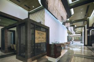 ayla bawadi hotel and mall