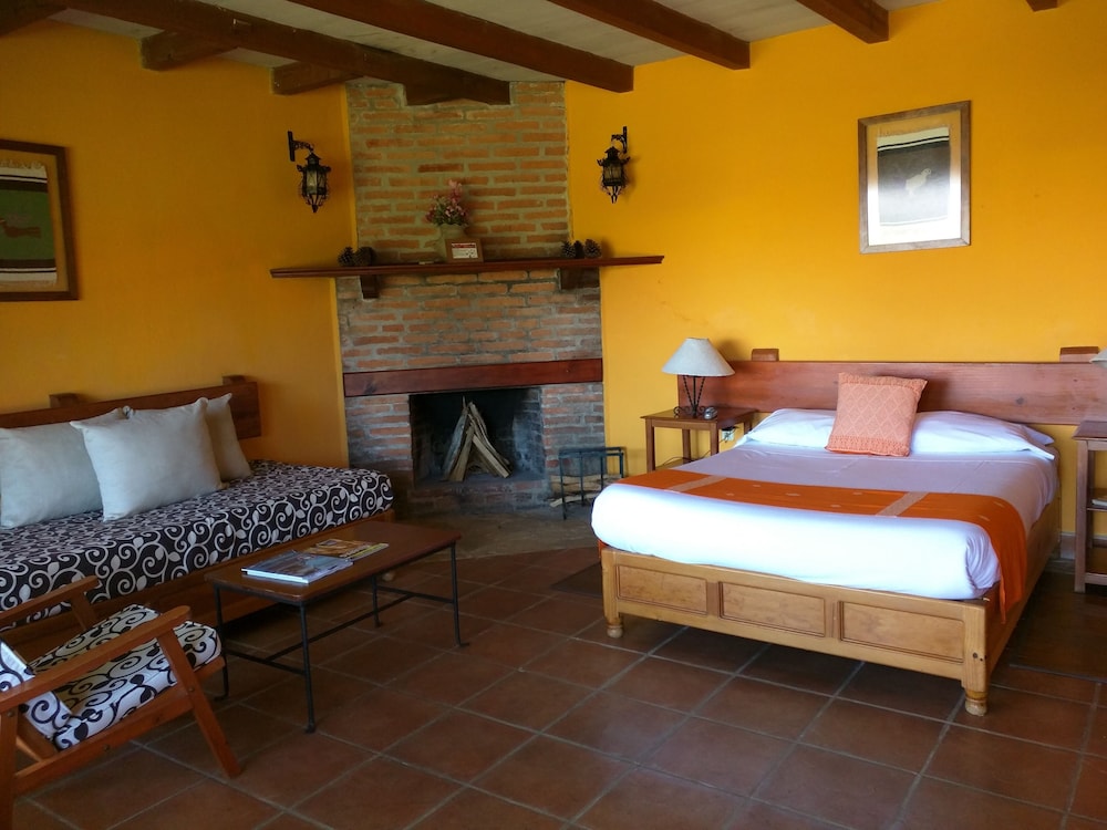 hotel molino de la alborada