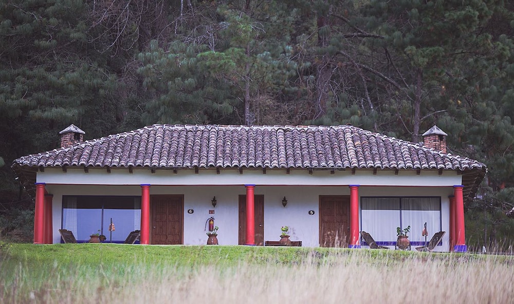 hotel molino de la alborada