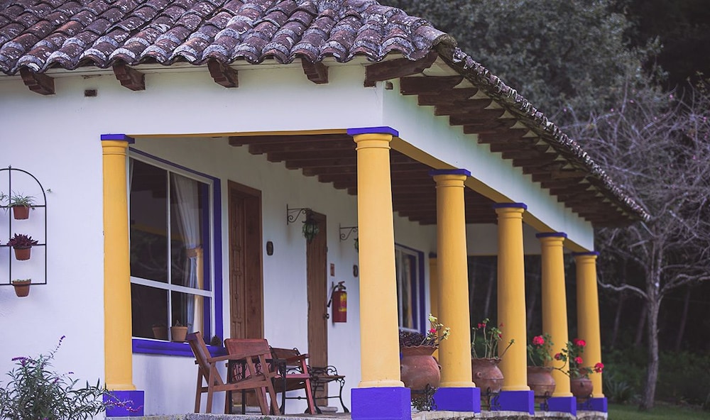 hotel molino de la alborada