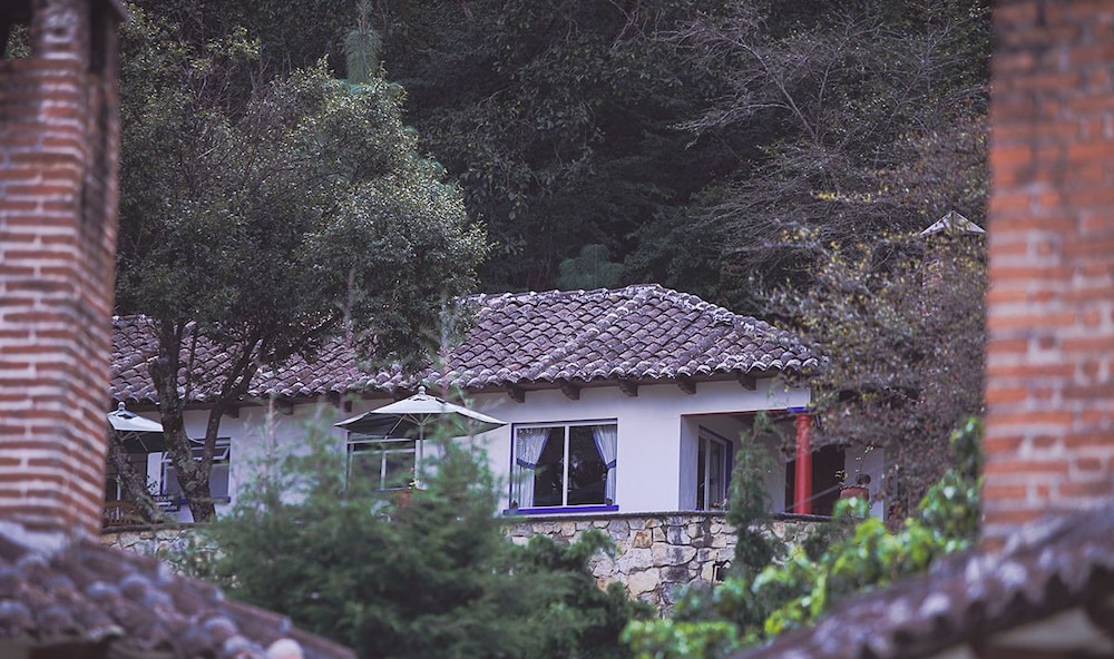 hotel molino de la alborada