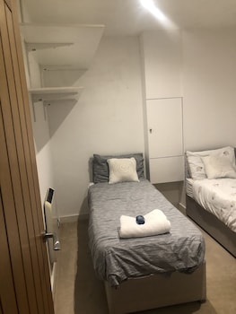 captivating 1 bed apartment in southampton