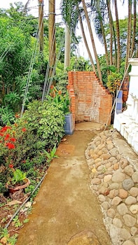 Hotel Casa Blanca,Near Ocotal Beach,3 star