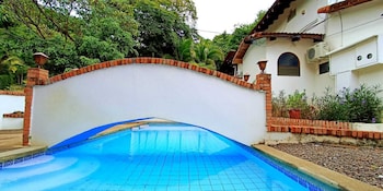 Hotel Casa Blanca,Near Ocotal Beach,3 star