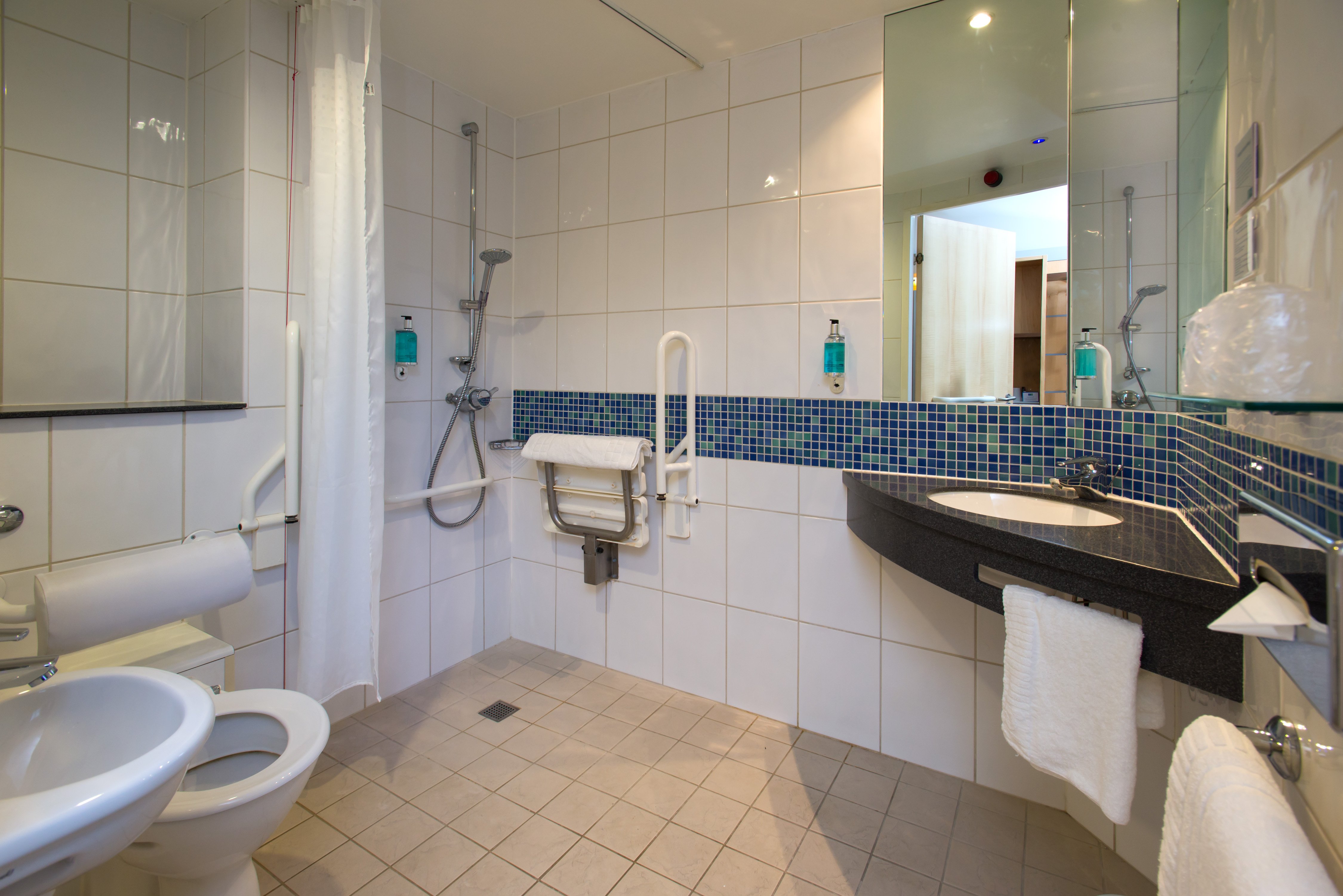 holiday inn express stevenage by ihg