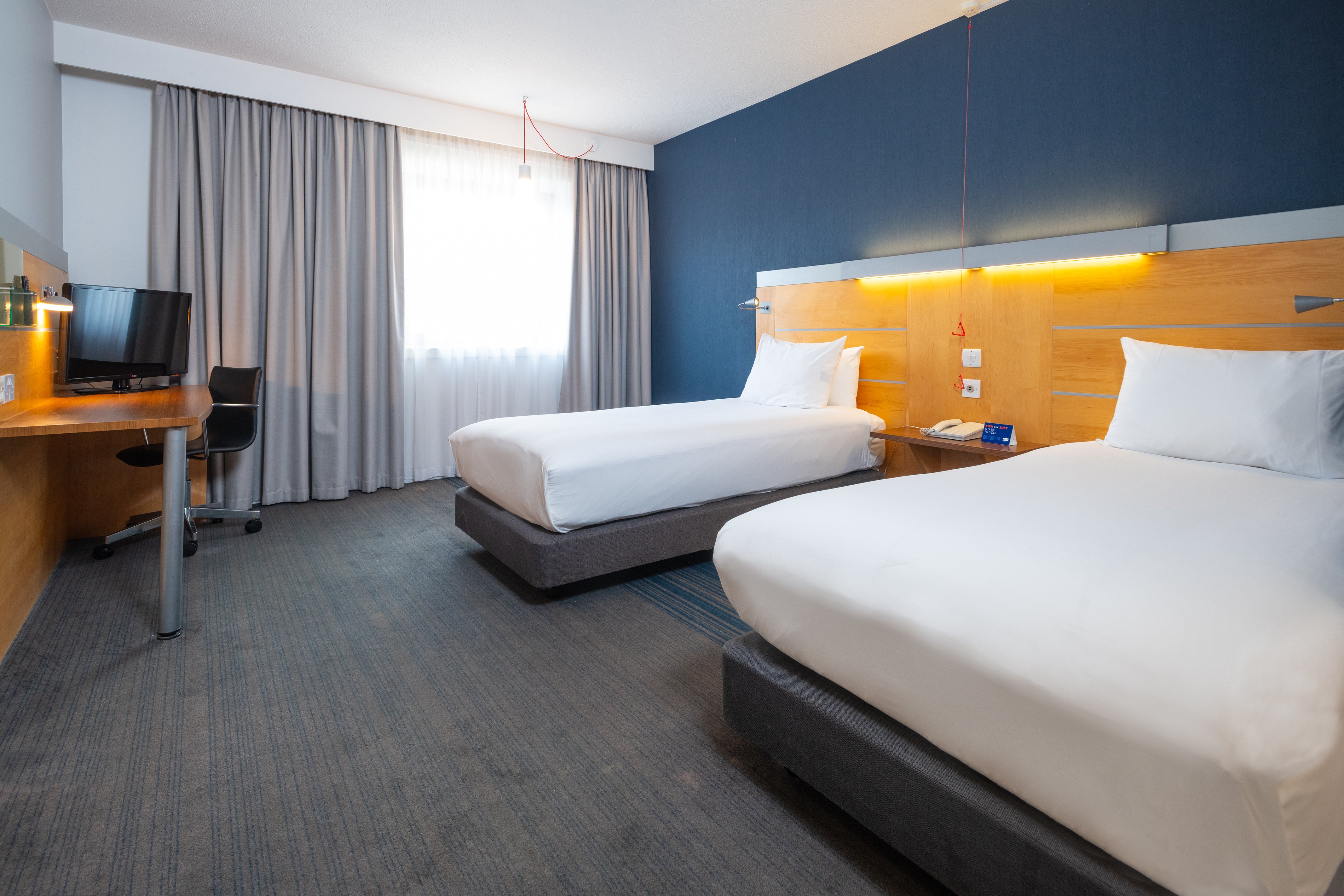 holiday inn express stevenage by ihg