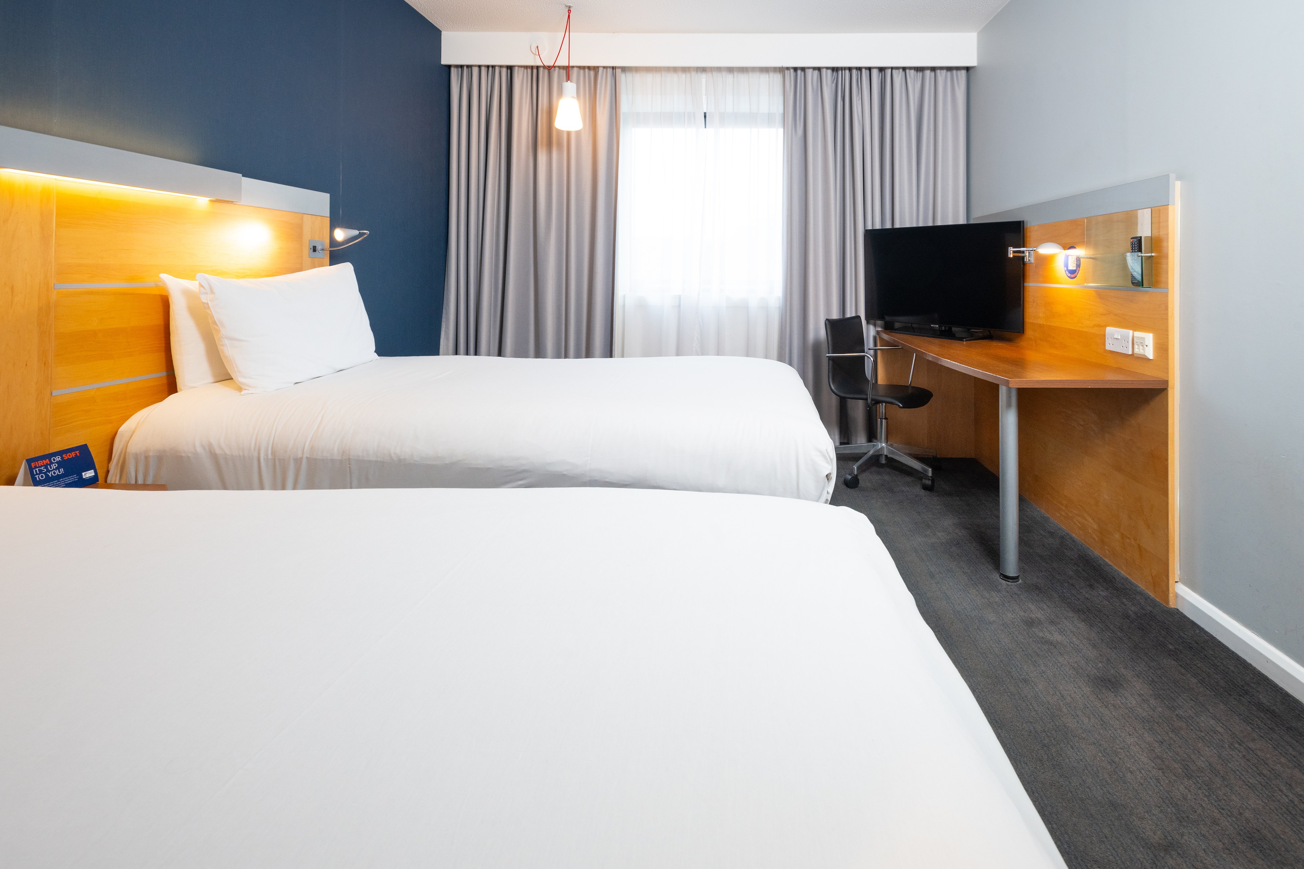 holiday inn express stevenage by ihg