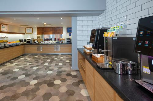 holiday inn express stevenage by ihg