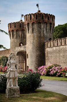 Castello Di Roncade,Roncade>>Monastier Di Treviso,3 star