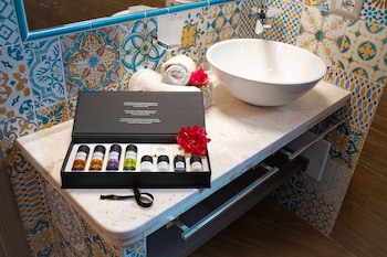 aqua sardinia boutique hotel