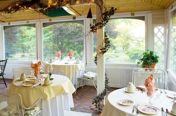 the stockbridge country inn