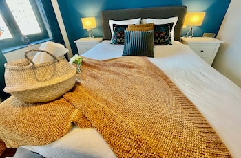 oneluxstay antwerp city centre