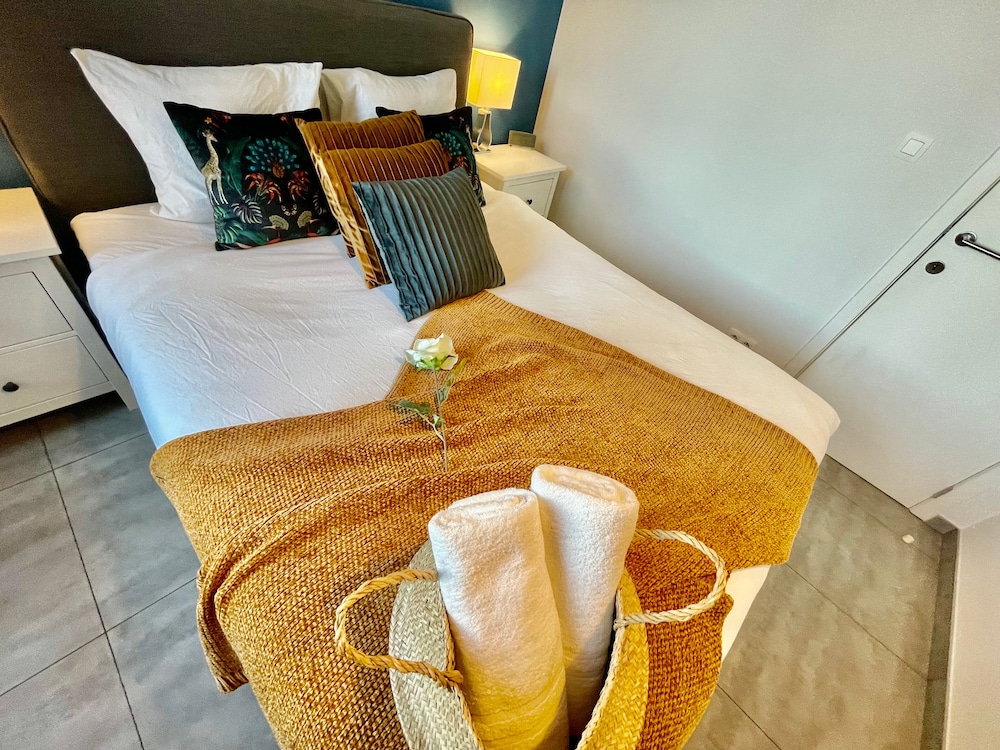 oneluxstay antwerp city centre