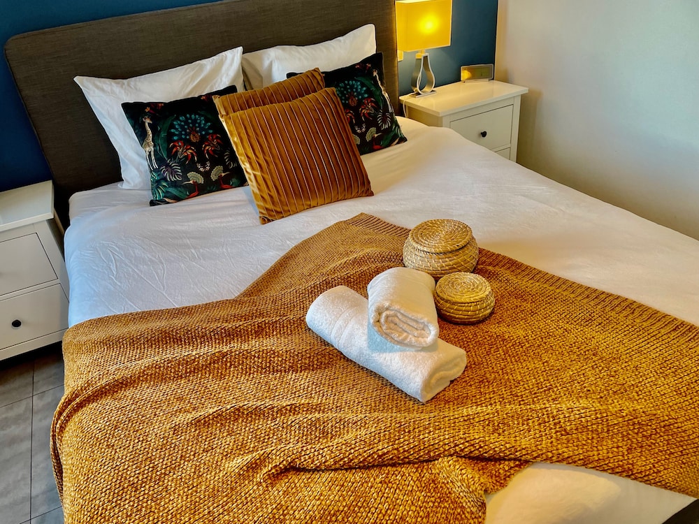 oneluxstay antwerp city centre