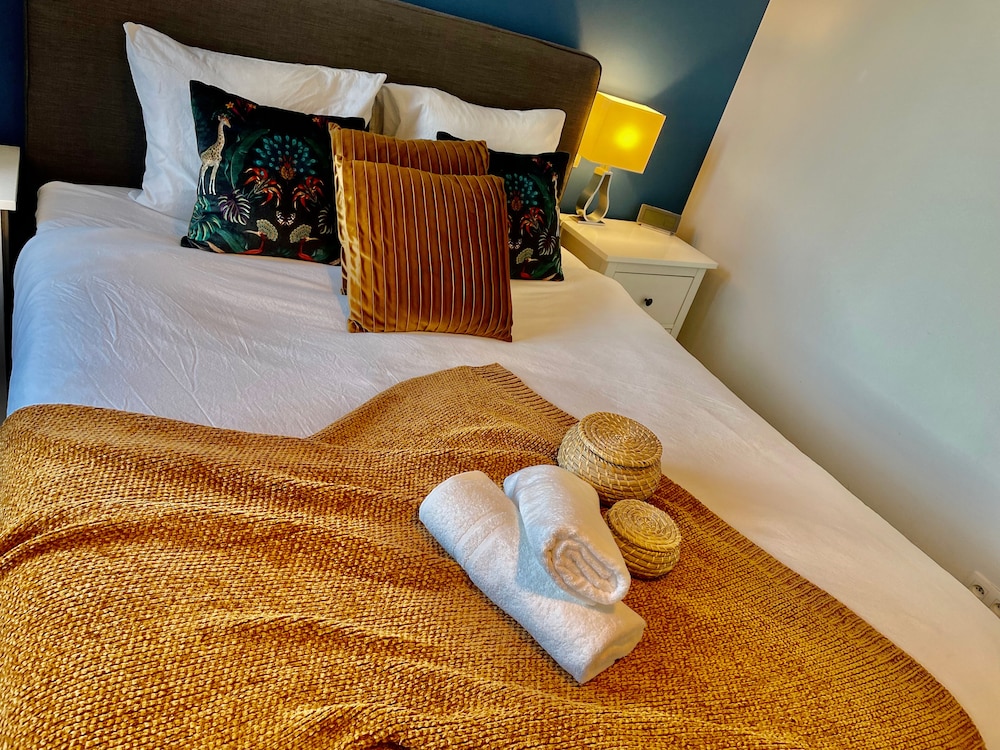 oneluxstay antwerp city centre