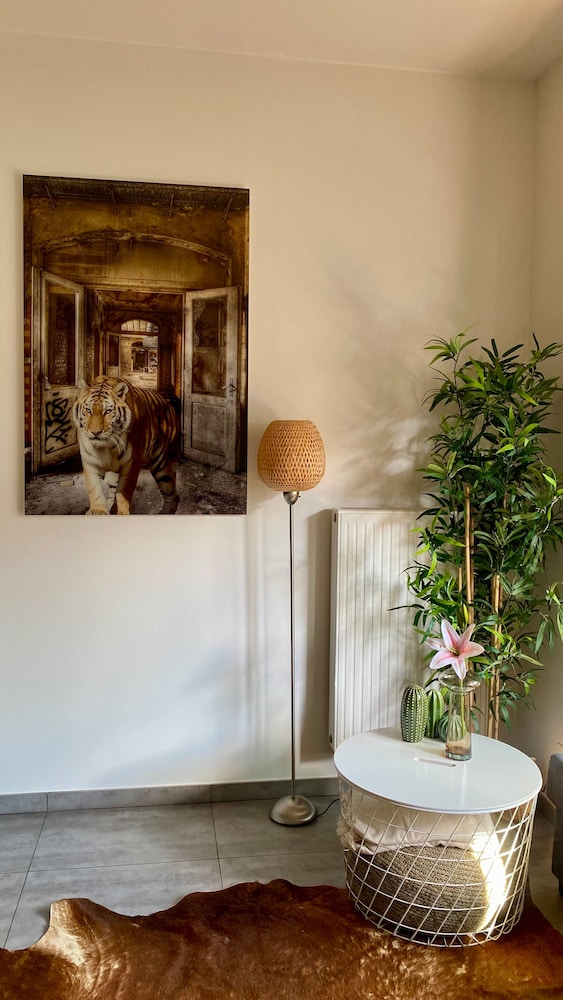 oneluxstay antwerp city centre