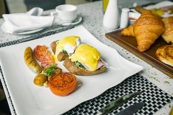 angkor land urban boutique