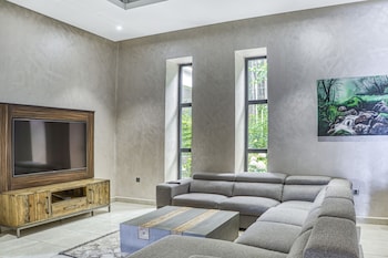 virunga inn resort and spa