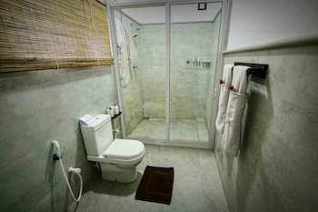 elephas resort and spa