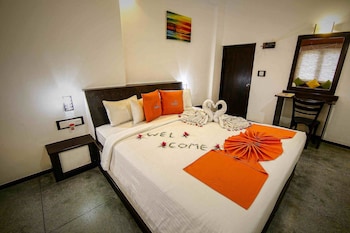 elephas resort and spa