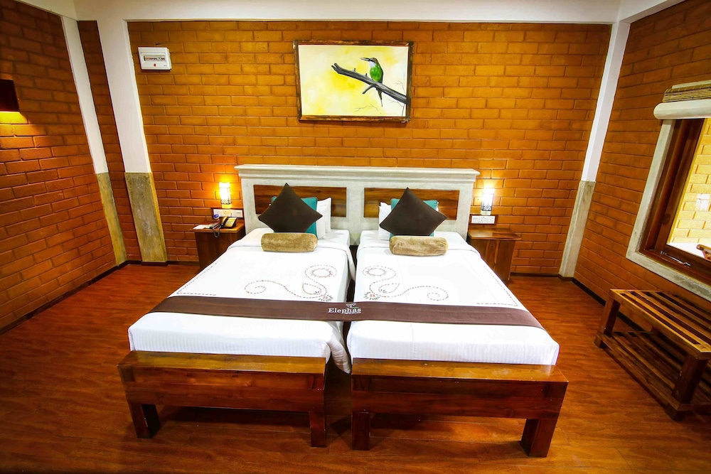 elephas resort and spa