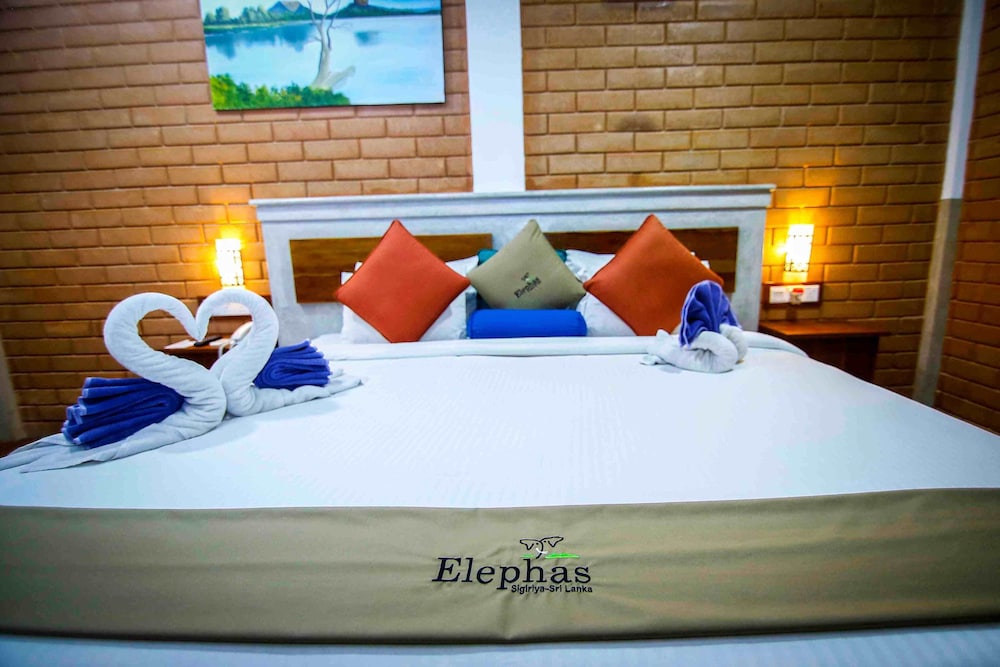 elephas resort and spa