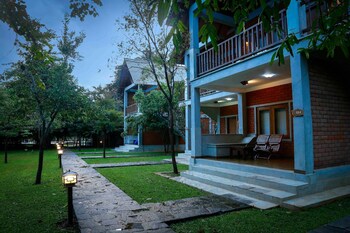 elephas resort and spa