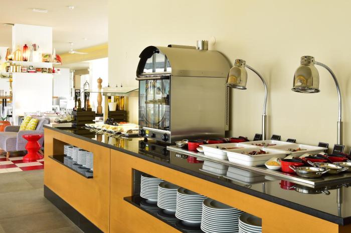 pestana alvor south beach premium suite hotel