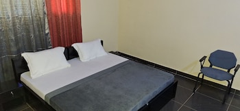 royal blue guest house bar