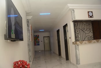 royal blue guest house bar