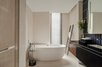 intercontinental bangkok sukhumvit an ihg hotel