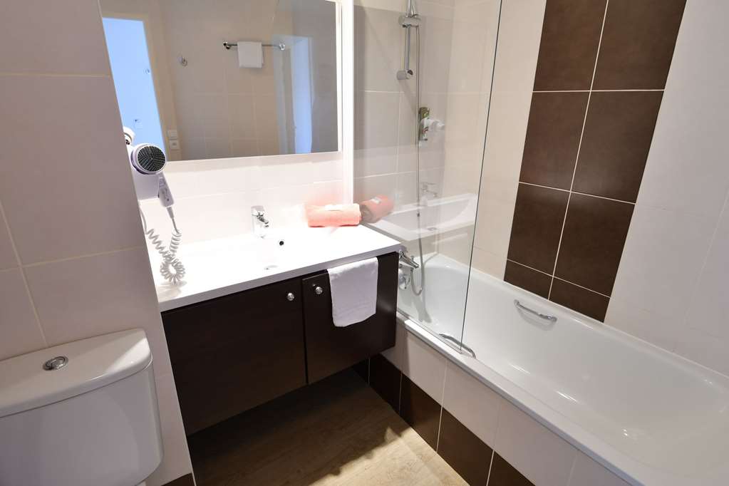 appart hotel mer and golf city bordeaux bruges