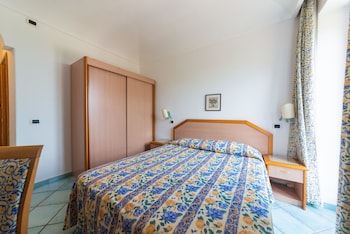 la capannina hotel and apartments