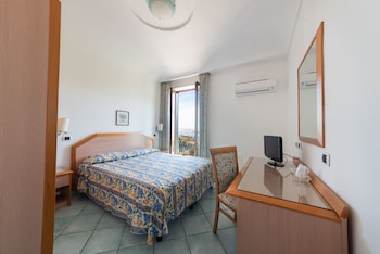 la capannina hotel and apartments