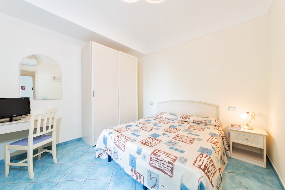 la capannina hotel and apartments