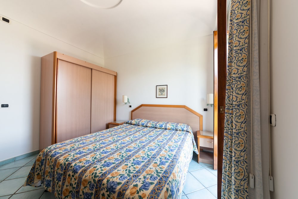 la capannina hotel and apartments