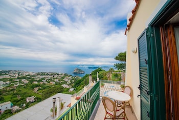 la capannina hotel and apartments