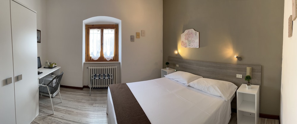hotel mom assisi