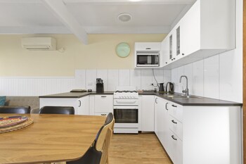 ocean bridge lakes entrance