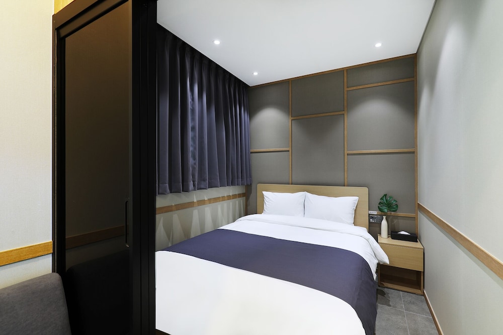 the stay classic hotel myeongdong