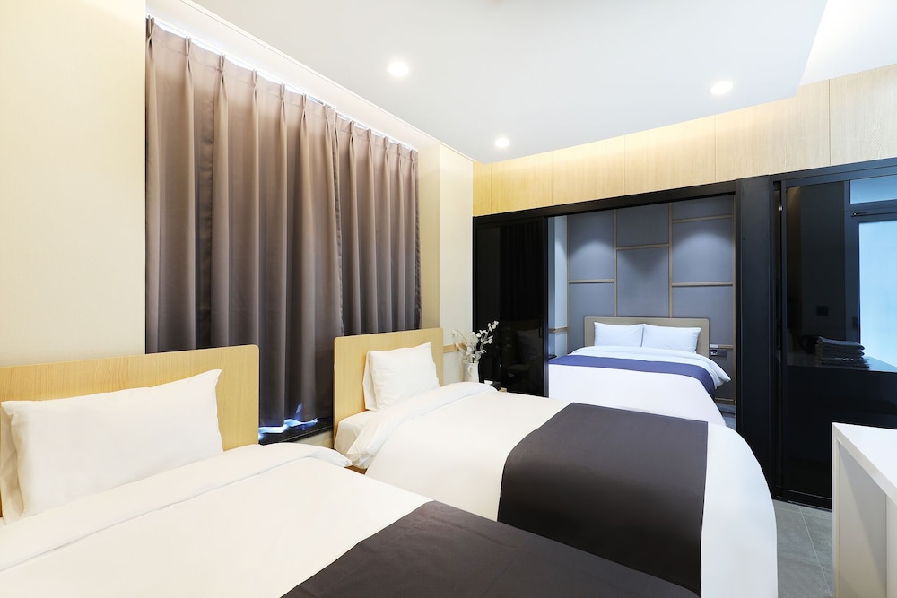 the stay classic hotel myeongdong