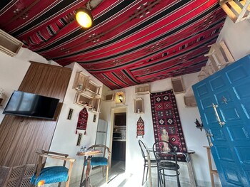 antica old apartment al lwebdeh