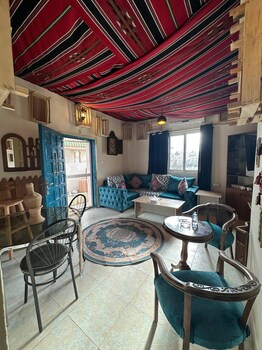 antica old apartment al lwebdeh
