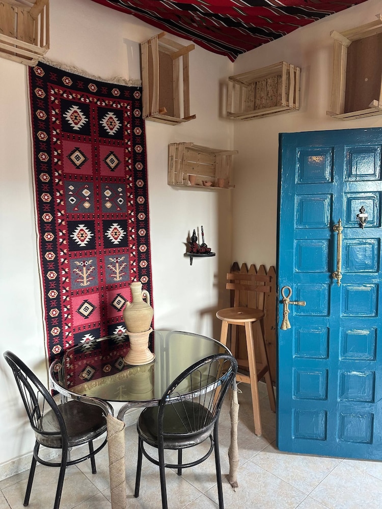 antica old apartment al lwebdeh