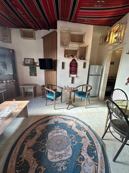 antica old apartment al lwebdeh