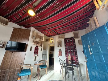 antica old apartment al lwebdeh